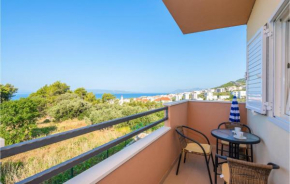 Cozy Apartment In Makarska With House Sea View